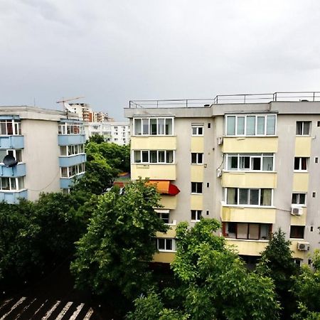 Apartments In The Aviatiei Area On Bukarest Kültér fotó