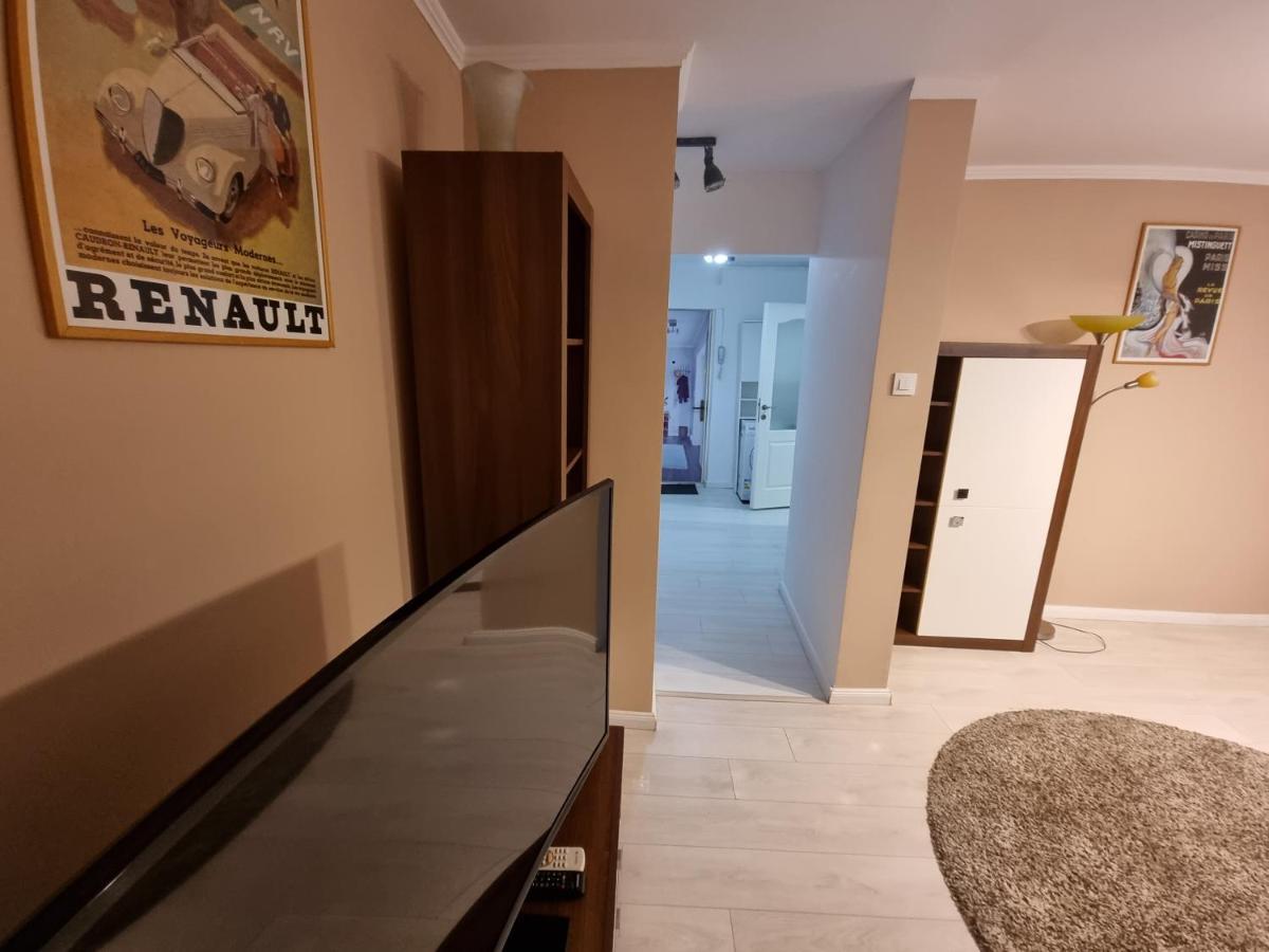 Apartments In The Aviatiei Area On Bukarest Kültér fotó