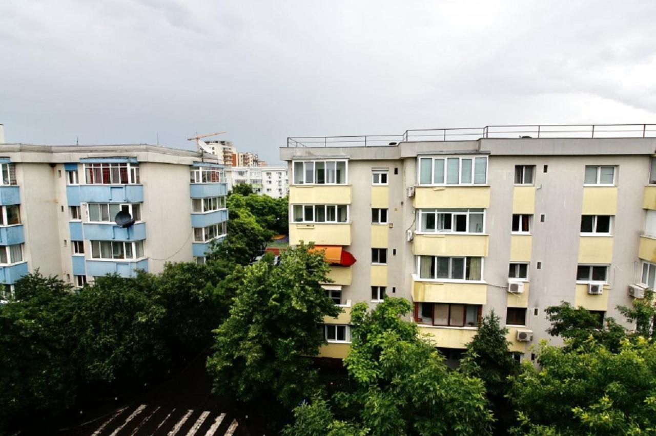 Apartments In The Aviatiei Area On Bukarest Kültér fotó